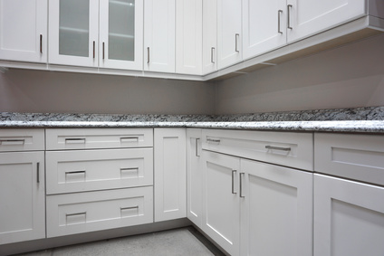 Biała w stylu angelskim