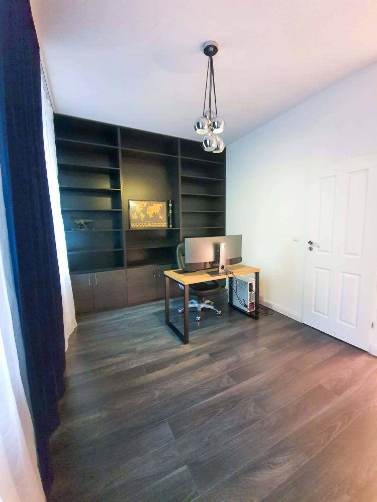 received 1360084044180884