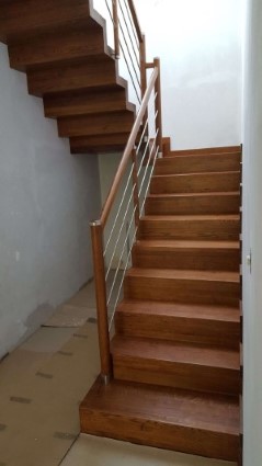 schody 10 c samonośne