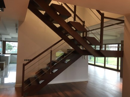 schody 9 a samonośne